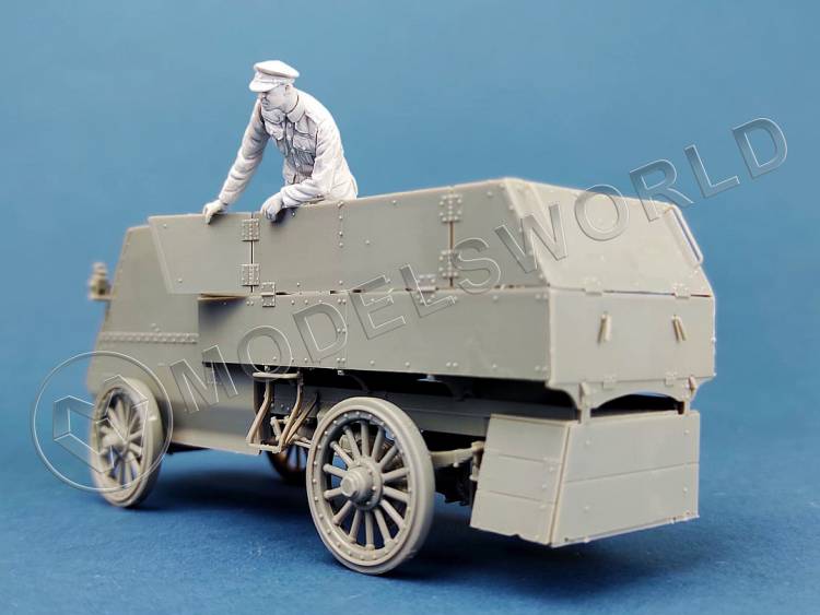 Фигура члена экипажа канадской мотопулеметной бригады №1. Масштаб 1:35 - фото 1