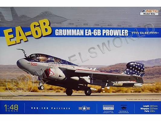 Склеиваемая пластиковая модель палубного самолета EA-6B Prowler. Масштаб 1:48