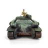 Готовая модель Советская ПТ САУ Су-100 с пехотинцем в масштабе 1:35